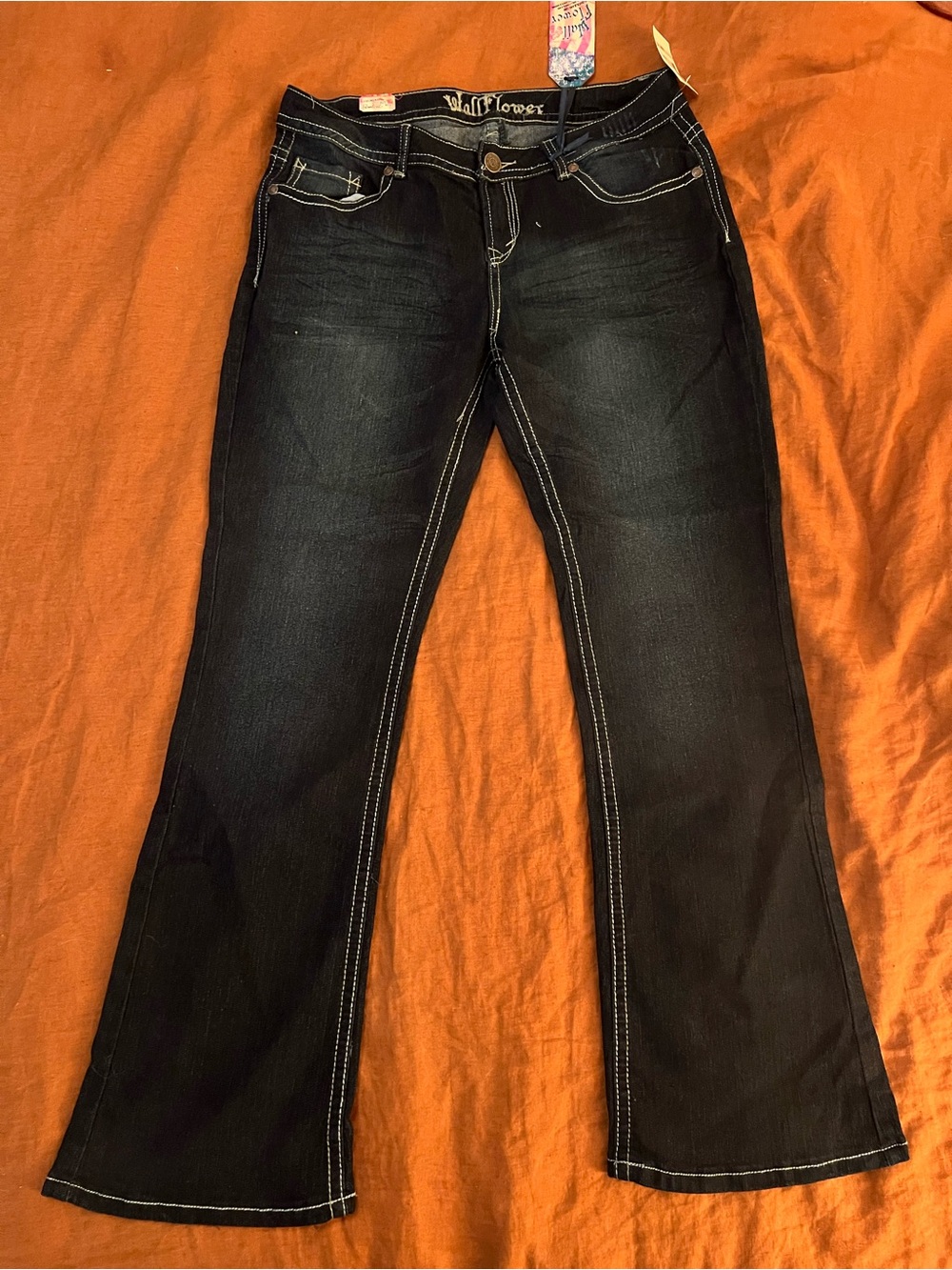 Wallflower Dark Black Bootcut Jeans with Contrast Stitching “Scarlett”